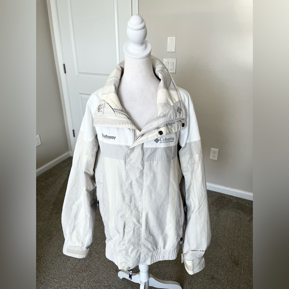 Like New Columbia x Mad Happy Collab Bagaboo Interchange Jacket Size Large White